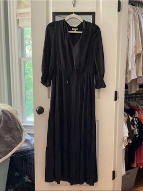 Skies are Blue Long Sleeve V-Neck Maxi Dress